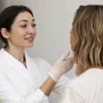 Curso-auxiliar-de-estetica-scaled-1.webp